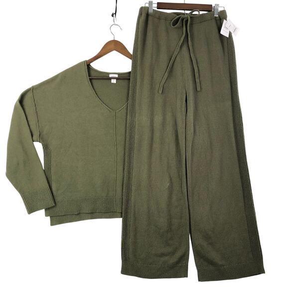 Auden Olive Green Pajama Set - Picture 1 of 16